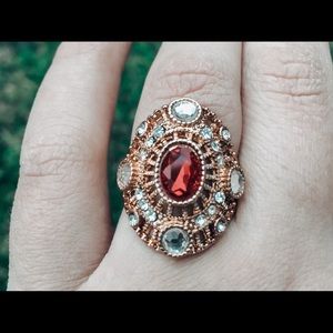 FLASH SALE
 - BUNDLE THIS FOR $8 Stunning Ring